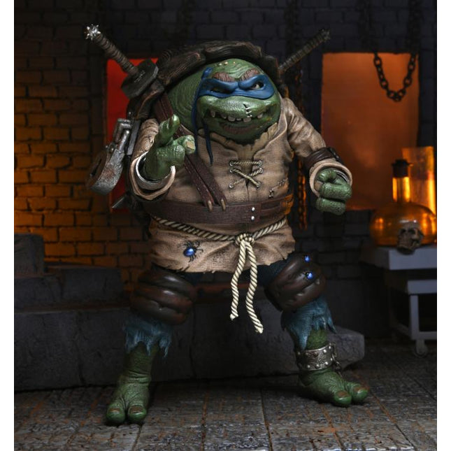 Universal Monsters Ultimate Teenage Mutant Ninja Turtles Leonardo as The Hunchback
