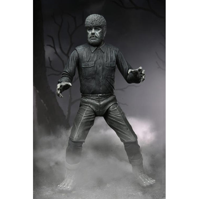 Universal Monsters Ultimate Wolf Man (Black and White)