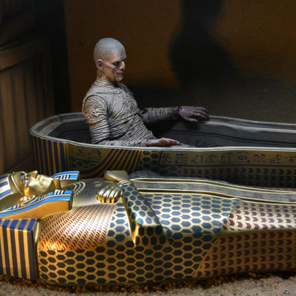 Universal Monsters Ultimate The Mummy Figure Accessory Pack