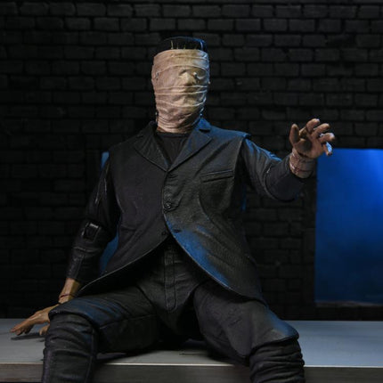 Universal Monsters Ultimate Dracula Figure Accessory Pack